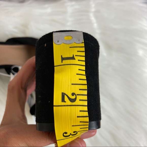 Old navy black velvet block heel sandals - Picture 8 of 10